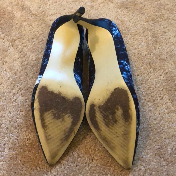 Charles David pointed patterned heels - Picture 5 of 6